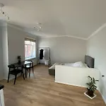 Old Town Quiet Rooftop Studio Apartment
